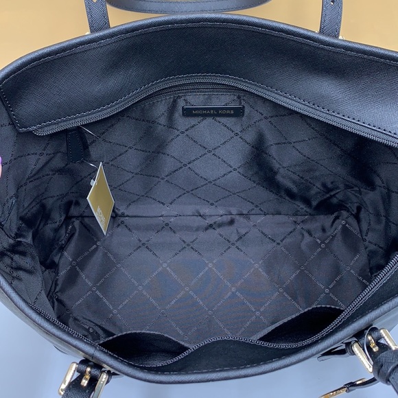 MICHAEL KORS BLACK COLOR 
Jet Set Travel Large Logo Tote Bag - Picture 6 of 14